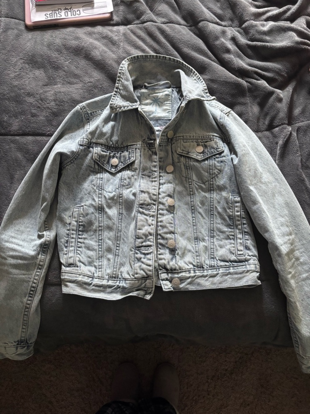Light Wash Denim Jean Jacket - Women
